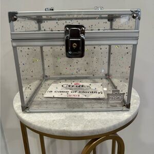 Caboodles vintage plastic metal latch train case holographic stars